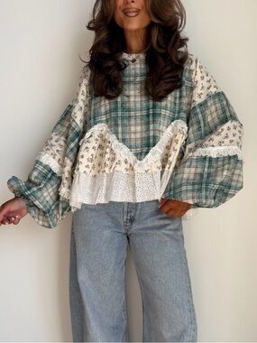 POL Green Plaid and Cream Eyelet Lace Patchwork Blouse